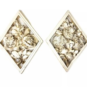 1958 Mid Century Victorian 3D Floral Wall Plaques Set Universal Statuary Corp